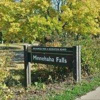 minnehaha-falls-sign