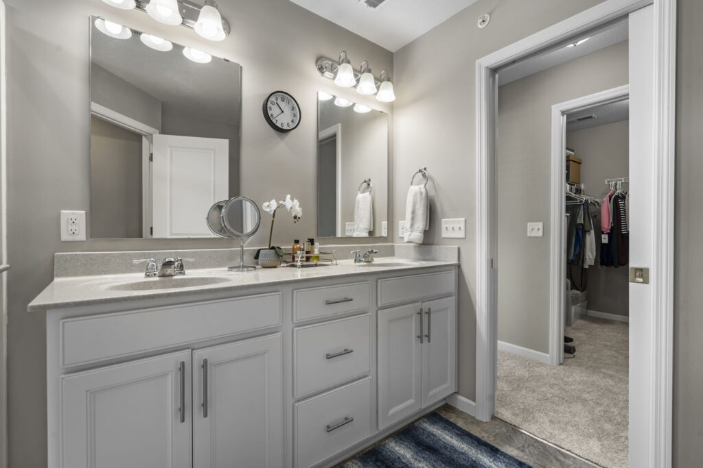 15464 Eames Way, Apple Valley MN (61)